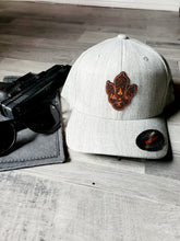 Load image into Gallery viewer, Curved Flex Fit [Tan Leather Logo]